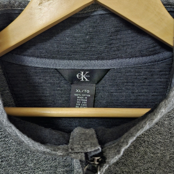 Calvin Klein 1/4 Zip-up Sweater XL - Picture 5 of 6